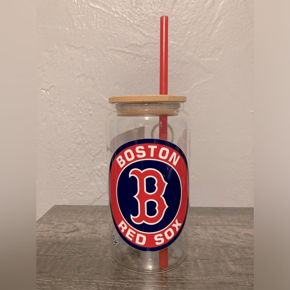 Boston Red Socks 16oz glass tumbler
